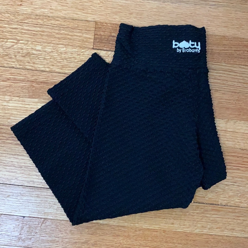 Booty By Brabants black crop leggings